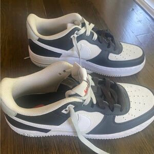 Nike Air Force 1 '07 LV8